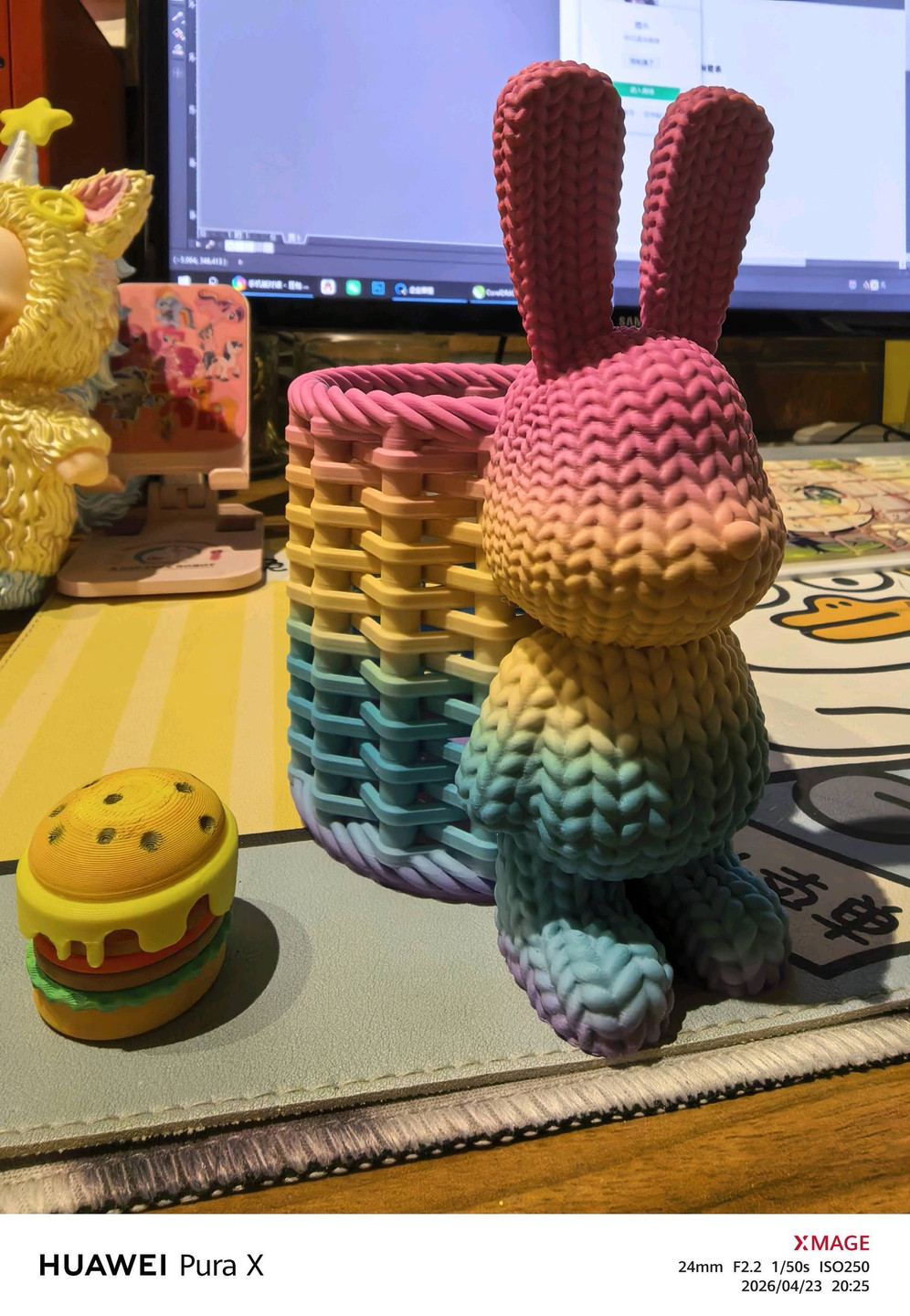 编织兔子笔筒
