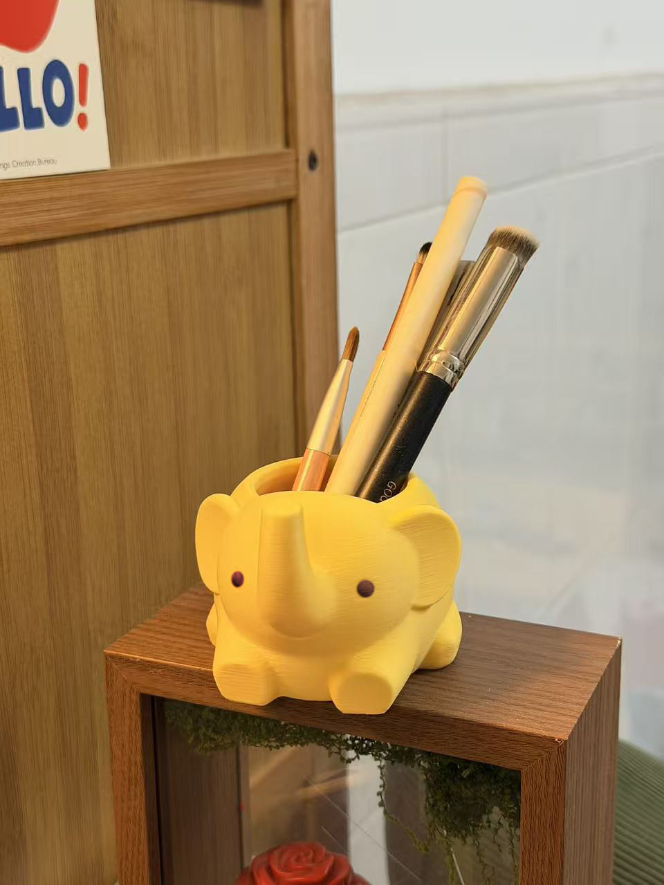可爱的小象笔筒