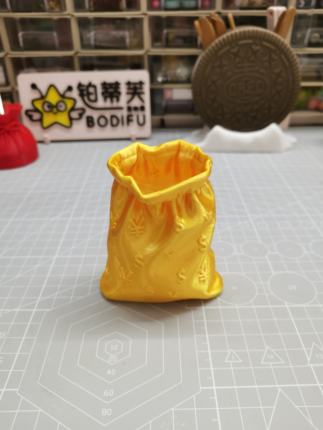 钱袋笔筒（无支撑）