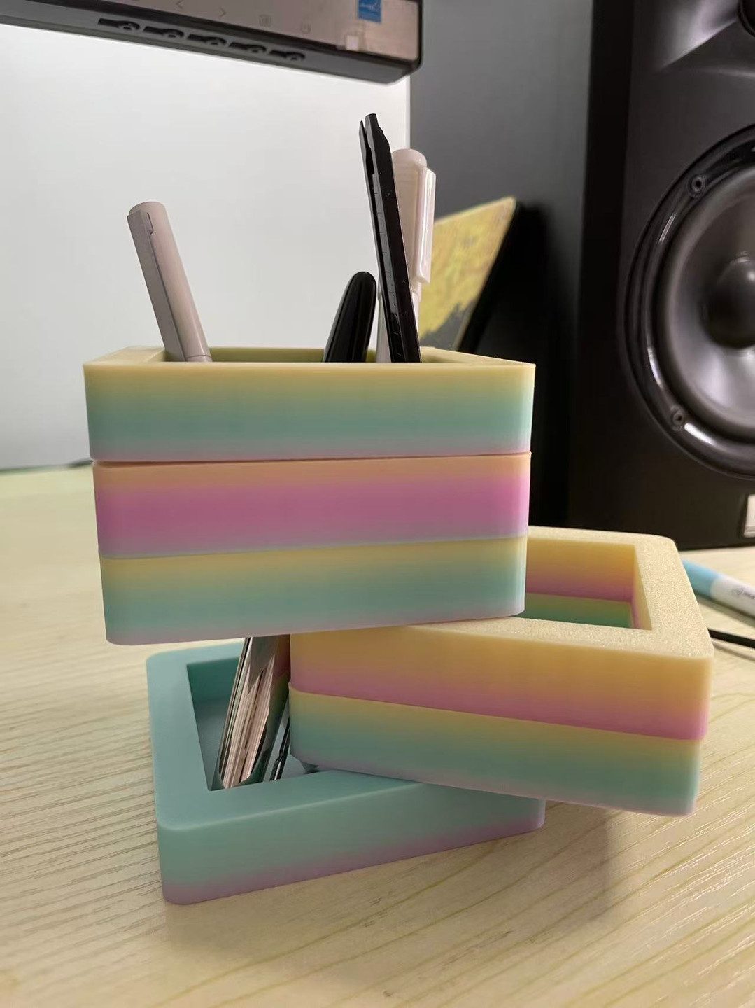 创意笔筒变形笔筒