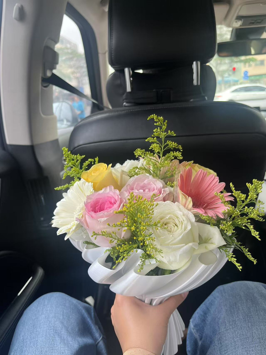 丝绸旋转花束花瓶