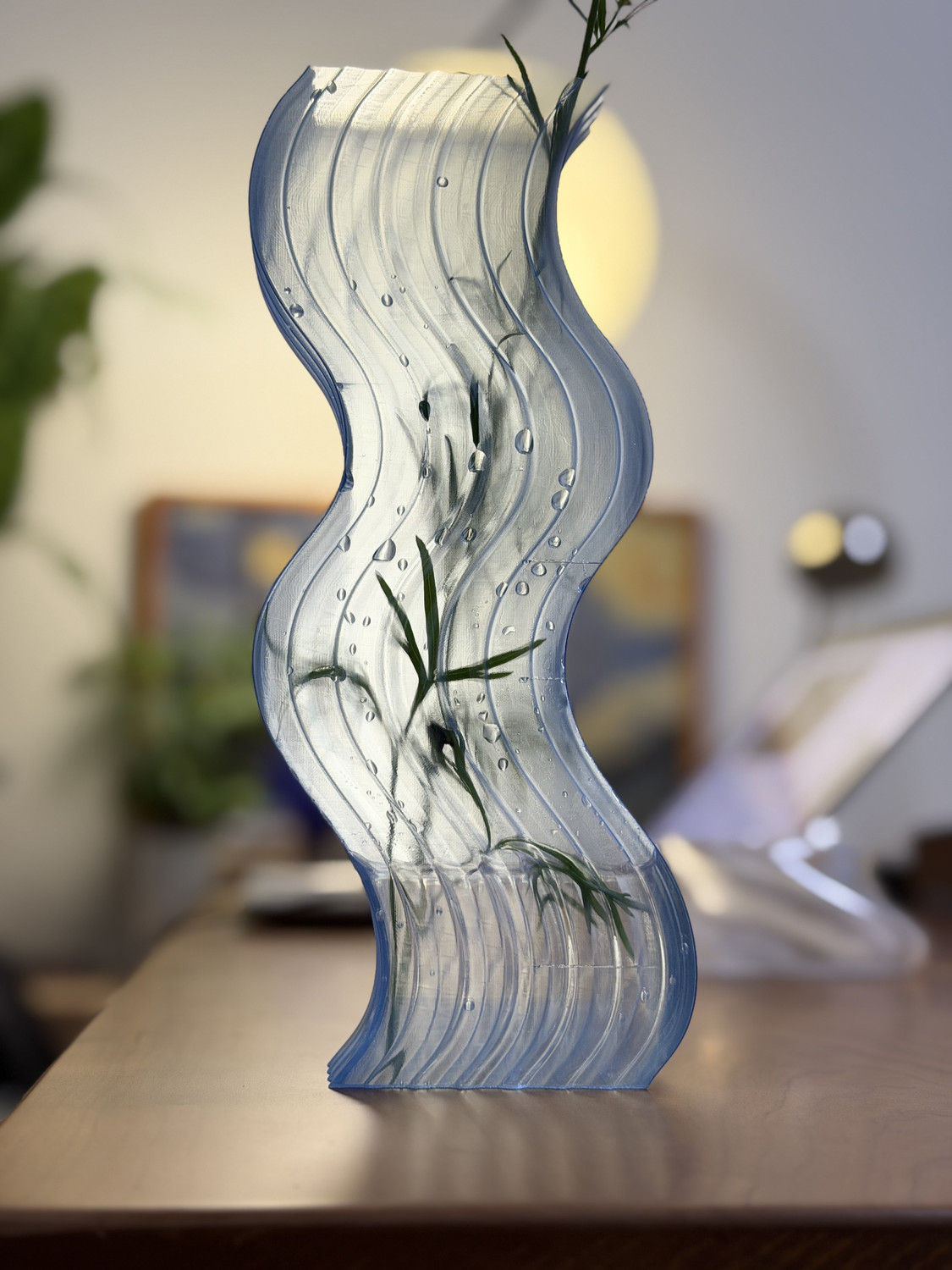 波浪花瓶，海浪花瓶，wave-like vase