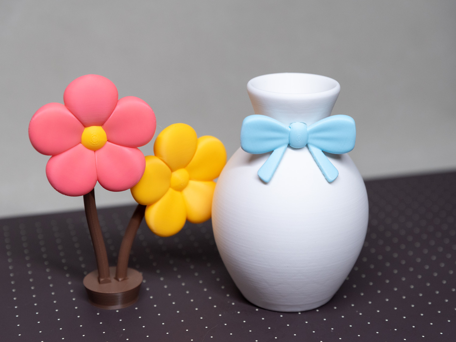 小八的蓝丝带花瓶（和花）Chiikawa Hachiware’s Flower