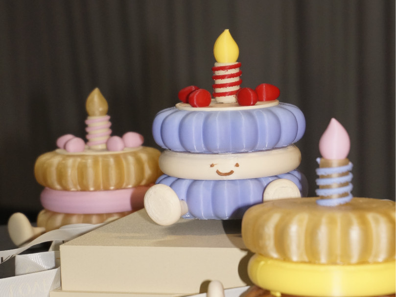 Jellycat 磁悬浮蛋糕