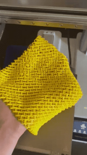 可活动织物解压玩具（一体打印！）