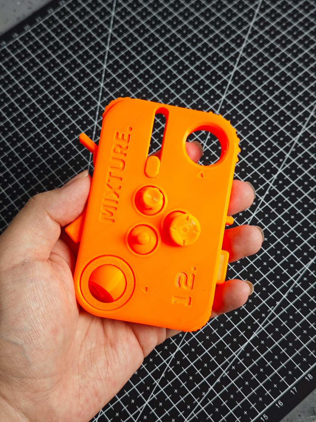 十二合一解压玩具  TWELVE IN ONE stress relieving EDC
